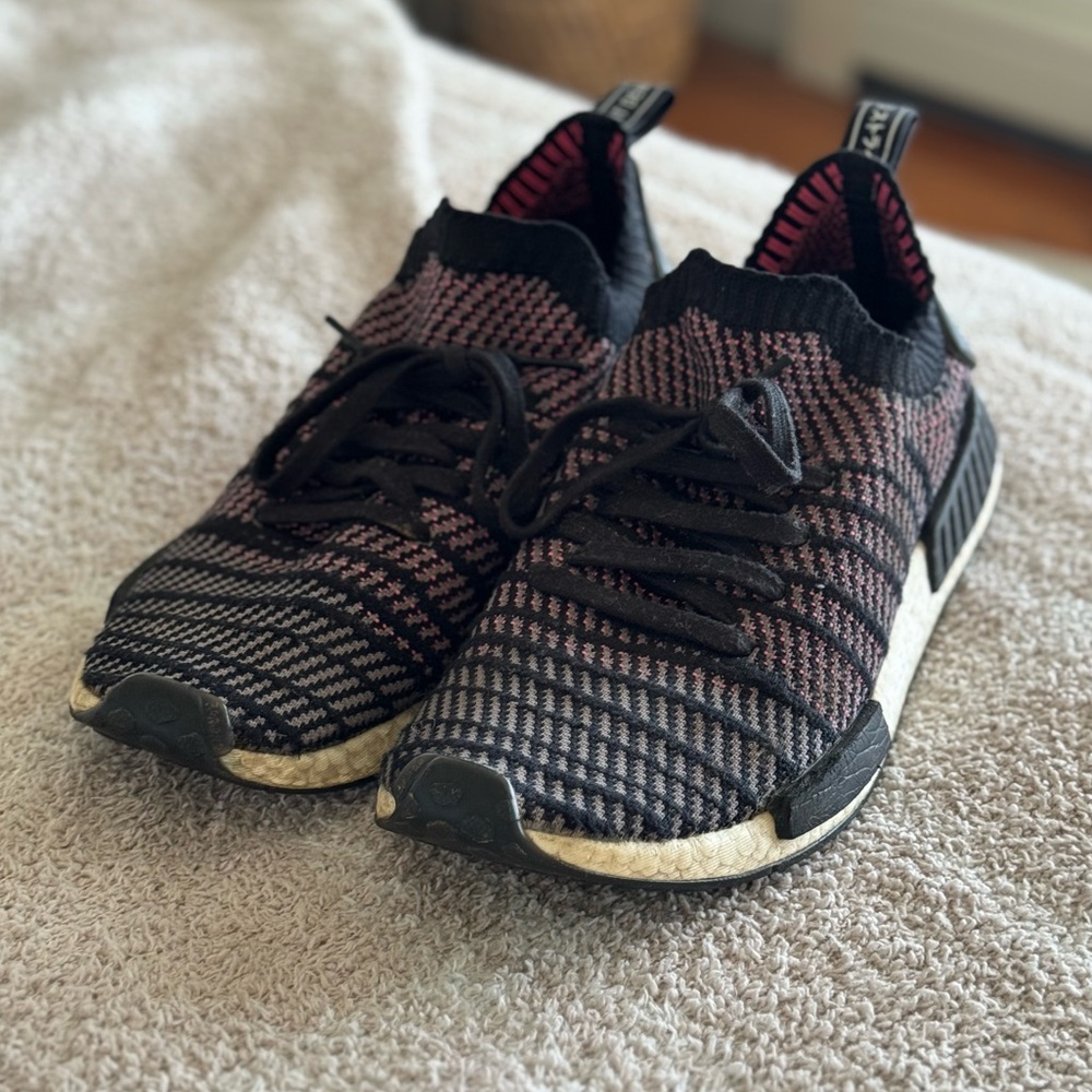 Adidas Primeknit “Solar Pink” NMDS